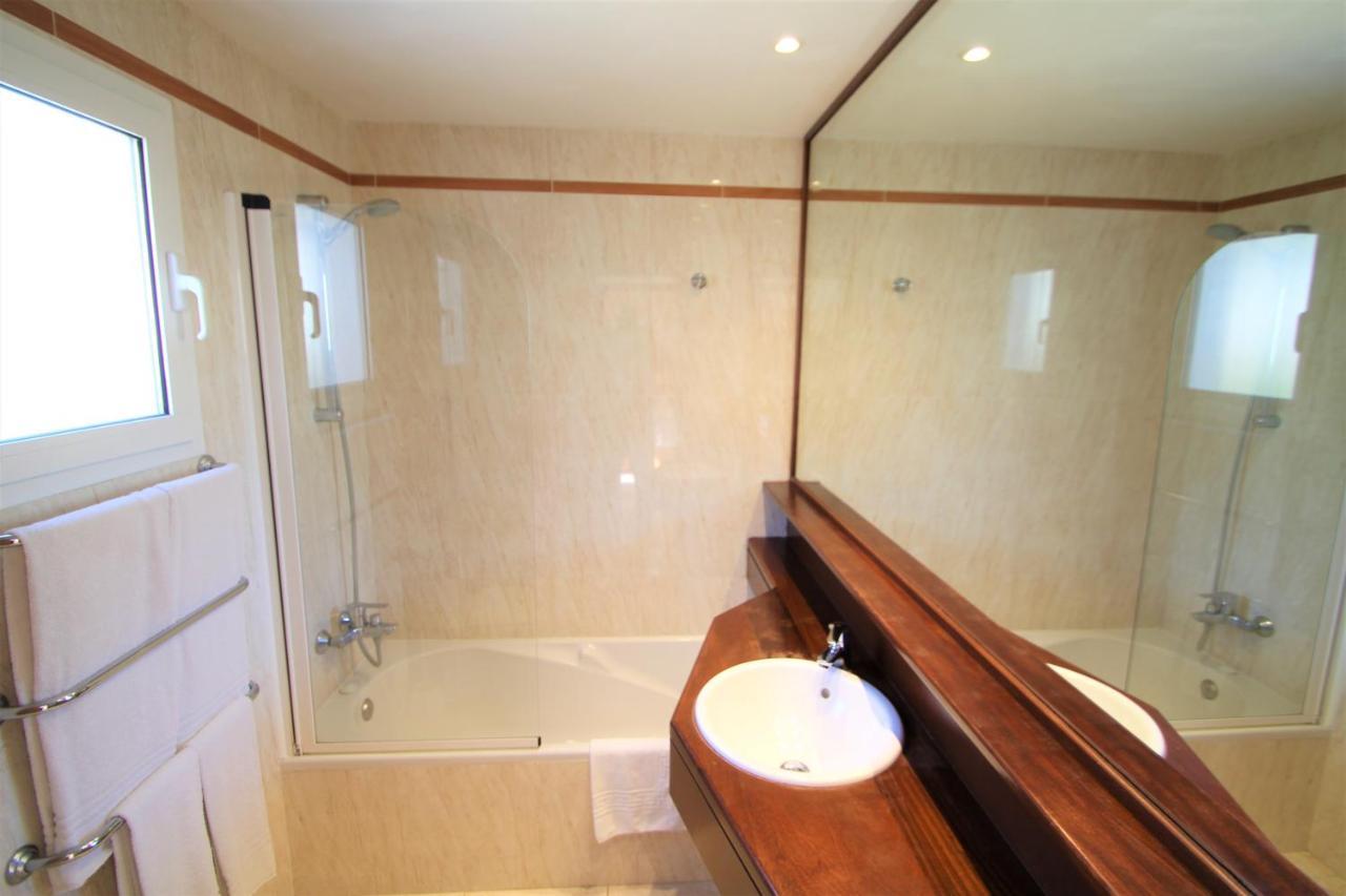 Apartaments Talayot Cala'N Blanes  Eksteriør billede