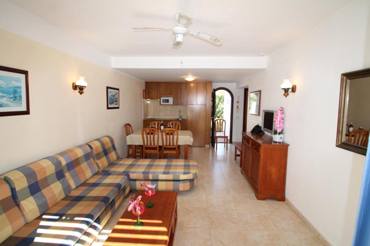 Apartaments Talayot Cala'N Blanes  Eksteriør billede